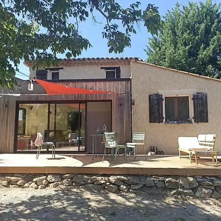 Maison * Pierrerue (Alpes-de-Haute-Provence)